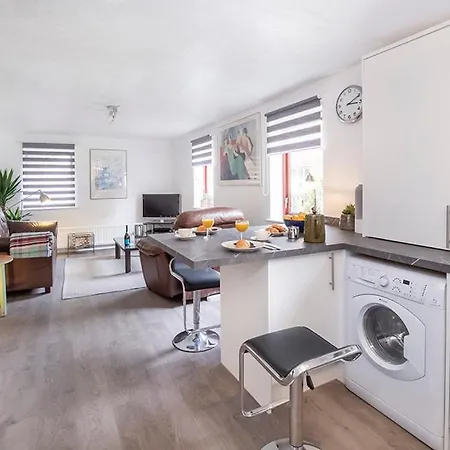 30 Fewster Way Апартаменты Йорк